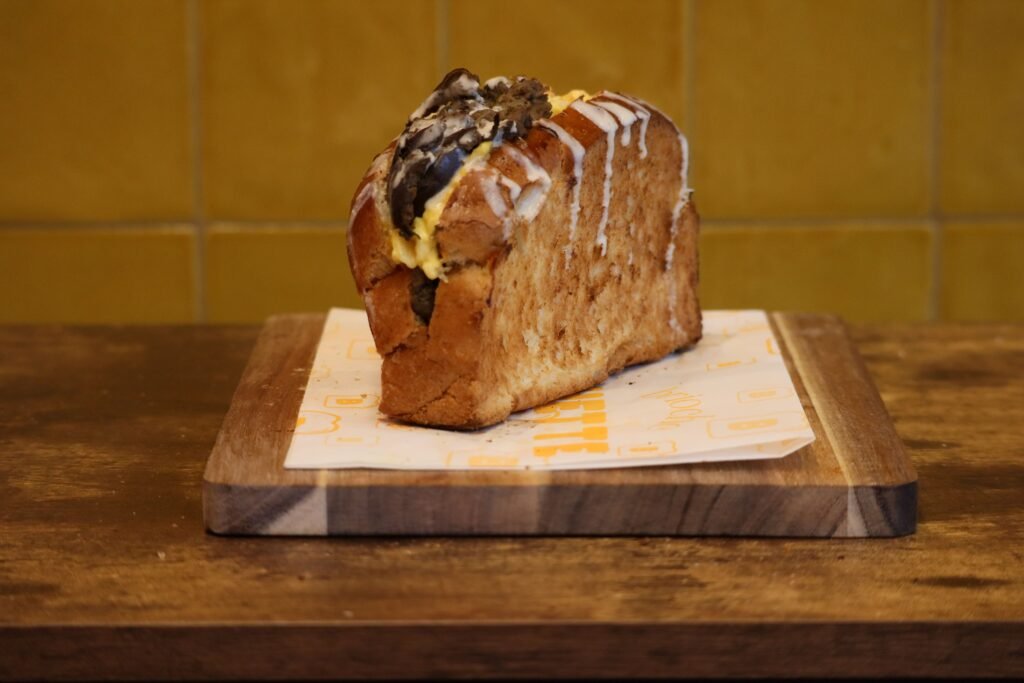 brunch-brioche-aubergine-houmous-paris