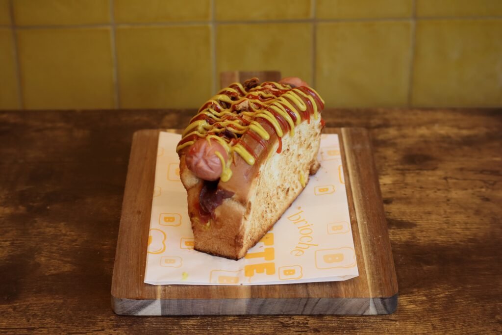 hot dog brioche